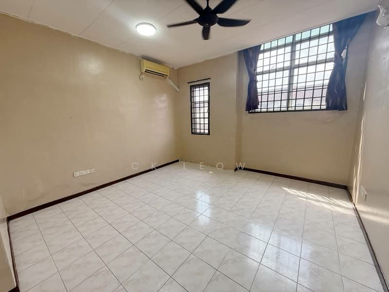 2-storey Terraced House for Sale in Bandar Seri Alam (Masai) - Ck Leow - PropertyGuru.com.my