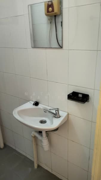 Apartment for Rent at Apartment Seroja - Natasha Farini - Bathroom - PropertyGuru.com.my