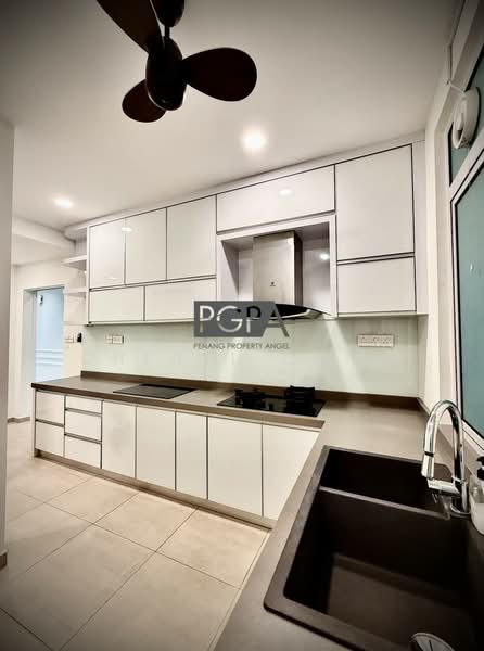 Condominium for Sale at 10 Island Resort - Cheryl Chng - Kitchen - PropertyGuru.com.my