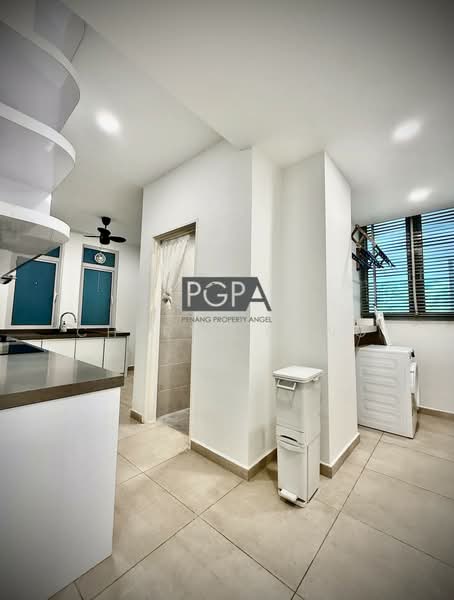 Condominium for Sale at 10 Island Resort - Cheryl Chng - Kitchen - PropertyGuru.com.my