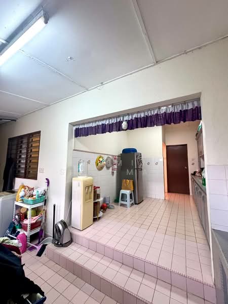 Rumah Teres untuk Dijual di Lembah Keramat (Ulu Kelang) - Yasmin Sulaiman - Kitchen - PropertyGuru.com.my