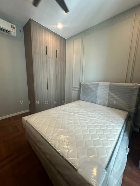 Servis Apartment untuk Disewa di Bloomsvale Menara Vista Petaling - Vincent Chye - Bedroom - PropertyGuru.com.my