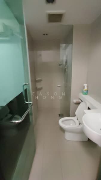 Service Residence for Rent at The Scott Garden SOHO - Eason Hong - Bathroom - PropertyGuru.com.my