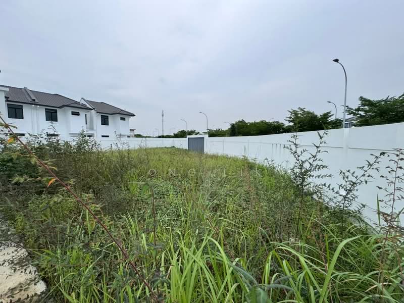 2-storey Terraced House for Sale in Taman Austin Duta (Tebrau) - Fong Lik - Exterior - PropertyGuru.com.my