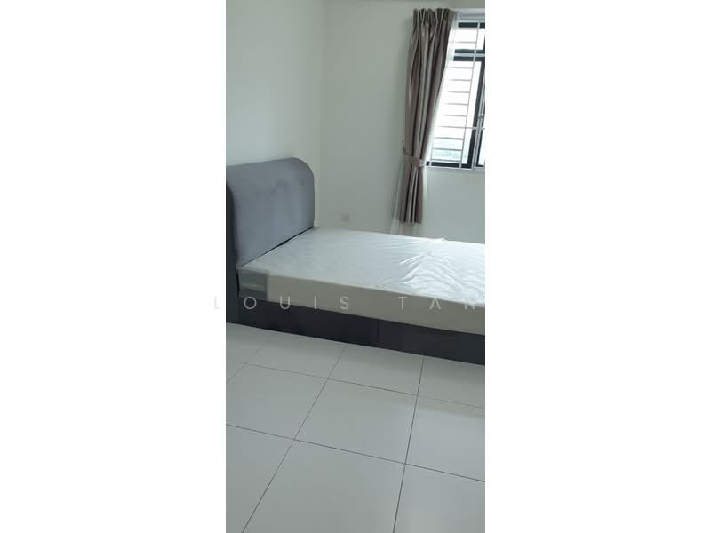 Service Residence for Rent at Sky Oasis Residence (Pangsapuri Oasis 1) - Louis Tan - Bedroom - PropertyGuru.com.my