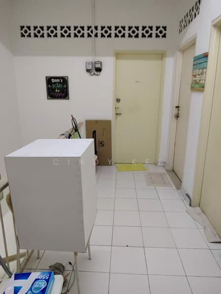 Rumah Teres 2 Tingkat untuk Dijual di Seksyen 17 (Petaling Jaya) - Cindy Kee - Entrance - PropertyGuru.com.my