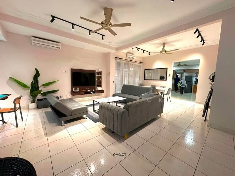 Semi-Detached House for Sale in Bandar Botanic (Klang) - Daniel Kok - Living Room - PropertyGuru.com.my
