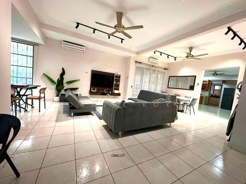 Semi-Detached House for Sale in Bandar Botanic (Klang) - Daniel Kok - Living Room - PropertyGuru.com.my