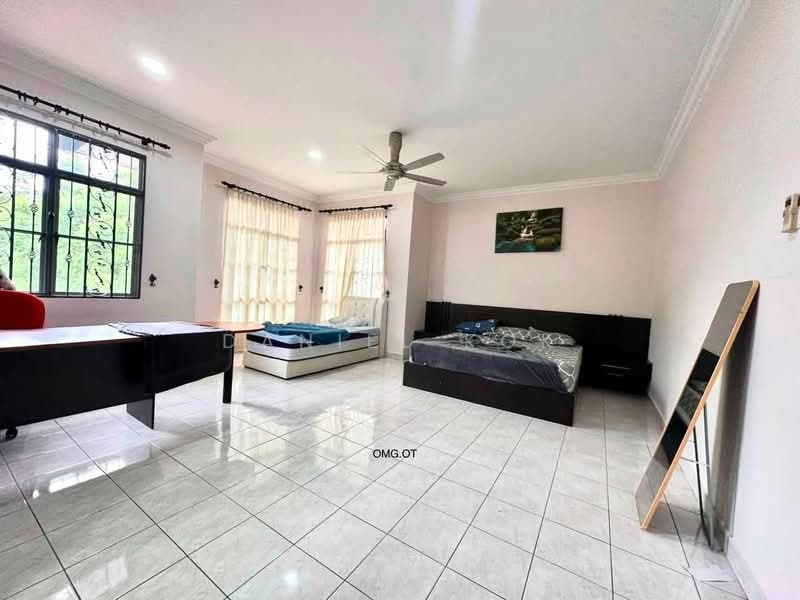 Semi-Detached House for Sale in Bandar Botanic (Klang) - Daniel Kok - Bedroom - PropertyGuru.com.my