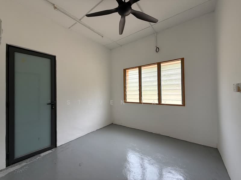 Tanah Pertanian untuk Dijual di Broga (Lenggeng) - Steven Tay - PropertyGuru.com.my