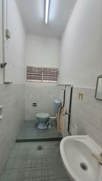 Semi-Detached House for Sale in Ipoh Garden (Ipoh) - Lee Muzi - Bathroom - PropertyGuru.com.my