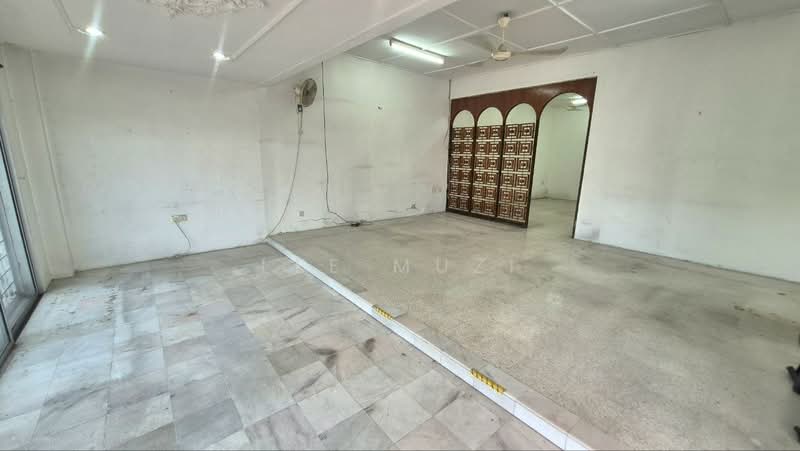Semi-Detached House for Sale in Ipoh Garden (Ipoh) - Lee Muzi - PropertyGuru.com.my