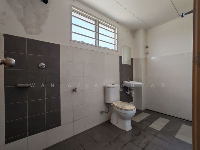 2-storey Terraced House for Sale in Sungai Buloh (Selangor) - Wan Azlan Ahmad - PropertyGuru.com.my