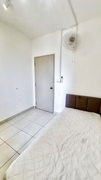 Apartment for Rent at Residensi Riamas - Yanise Lee - Bedroom - PropertyGuru.com.my