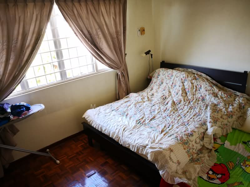 2-storey Terraced House for Sale in Bandar Baru Selayang Fasa 2a (Selayang) - MY Loh - Bedroom - PropertyGuru.com.my