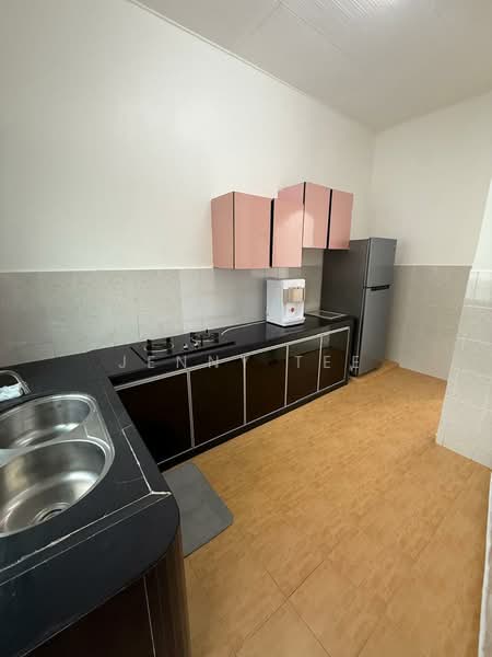 Rumah Teres 1 Tingkat untuk Disewa di Taman Nusa Bestari (Iskandar Puteri (Nusajaya)) - Jenny Tee - Kitchen - PropertyGuru.com.my
