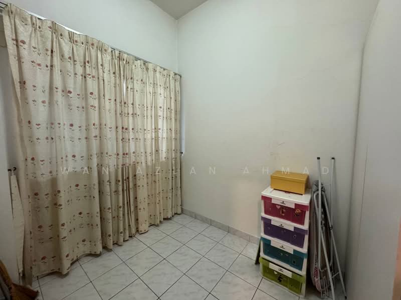 Rumah Berkembar untuk Dijual di Sultan Abdul Aziz Shah Golf & Country Club (Shah Alam) - Wan Azlan Ahmad - PropertyGuru.com.my
