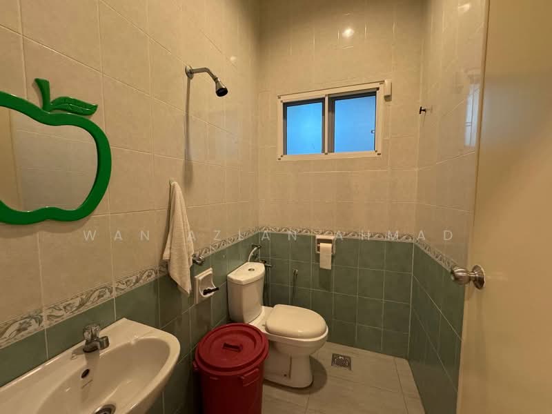 Rumah Berkembar untuk Dijual di Sultan Abdul Aziz Shah Golf & Country Club (Shah Alam) - Wan Azlan Ahmad - PropertyGuru.com.my
