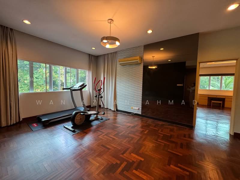 Rumah Berkembar untuk Dijual di Sultan Abdul Aziz Shah Golf & Country Club (Shah Alam) - Wan Azlan Ahmad - PropertyGuru.com.my
