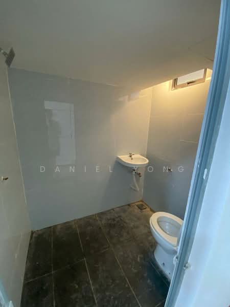 Flat for Sale at Taman Putri Kulai - Daniel Yong - Bathroom - PropertyGuru.com.my