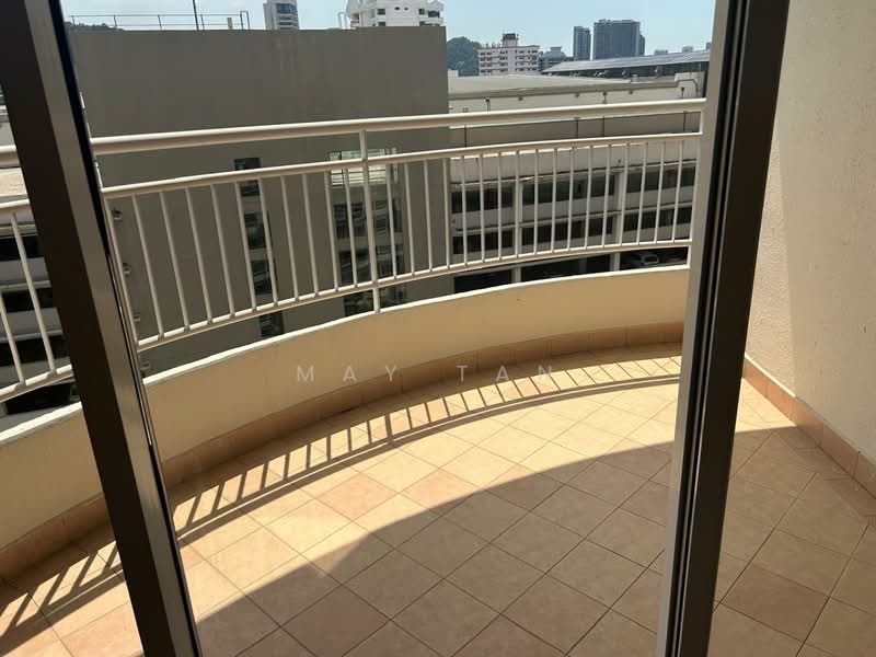 Kondominium untuk Disewa di Gurney Park Condominium - May Tan - Balcony - PropertyGuru.com.my