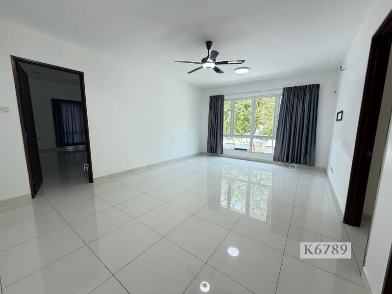 Rumah Berkembar untuk Dijual di Ambang Botanic (Klang) - Raymond Choo - Living Room - PropertyGuru.com.my
