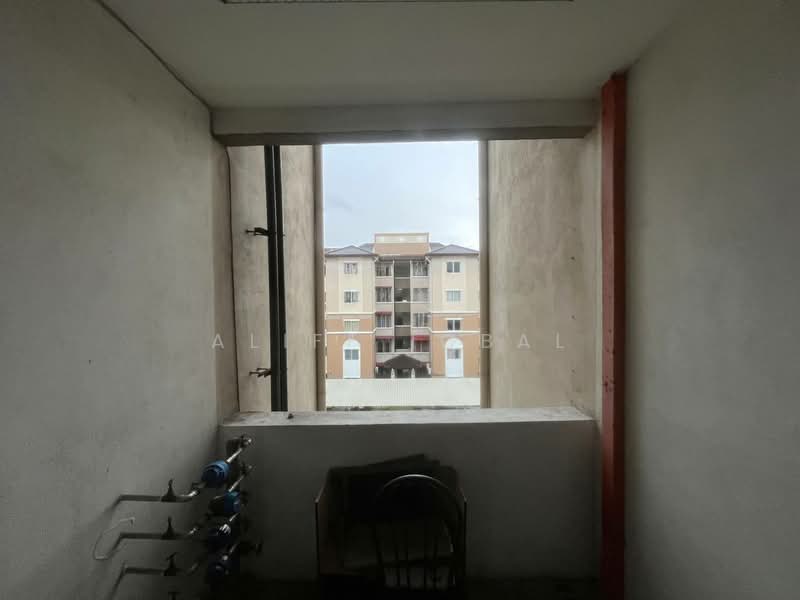 Apartment for Sale at Pangsapuri Akasia (Bandar Botanic) - Aliff Iqbal - View - PropertyGuru.com.my