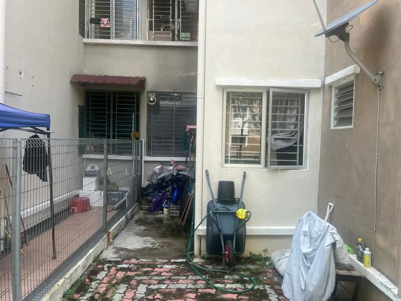 Pangsapuri untuk Dijual di Pangsapuri Akasia (Bandar Botanic) - Aliff Iqbal - PropertyGuru.com.my
