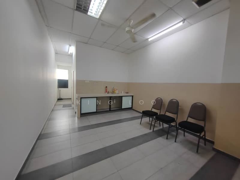 Pejabat untuk Disewa di Bandar Bukit Tinggi (Klang) - King Loo - Corridor - PropertyGuru.com.my