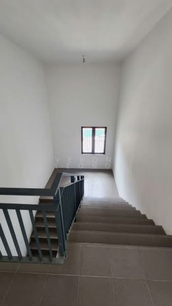 Semi-D Factory for Rent in Rawang (Selangor) - Veron Leong - Interior - PropertyGuru.com.my