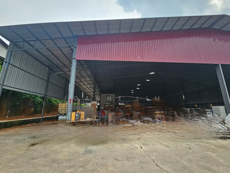 Gudang untuk Disewa di Bukit Beruang (Bukit Baru) - Anne Lim - PropertyGuru.com.my