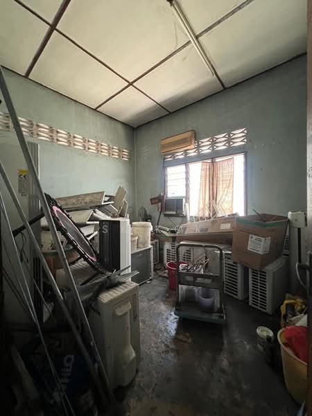 Bungalow for Sale in Kampung Simee (Ipoh) - SK Kok - PropertyGuru.com.my