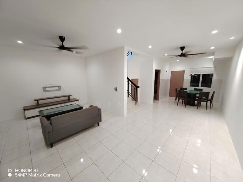 2-storey Terraced House for Rent in Shah Alam (Selangor) - Alwin Lee - Living Room - PropertyGuru.com.my