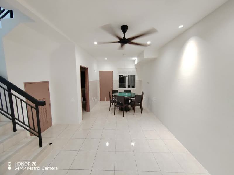 2-storey Terraced House for Rent in Shah Alam (Selangor) - Alwin Lee - Dining Room - PropertyGuru.com.my