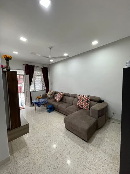 1-storey Terraced House for Sale in Taman Perling (Perling) - Jaz Lee - PropertyGuru.com.my