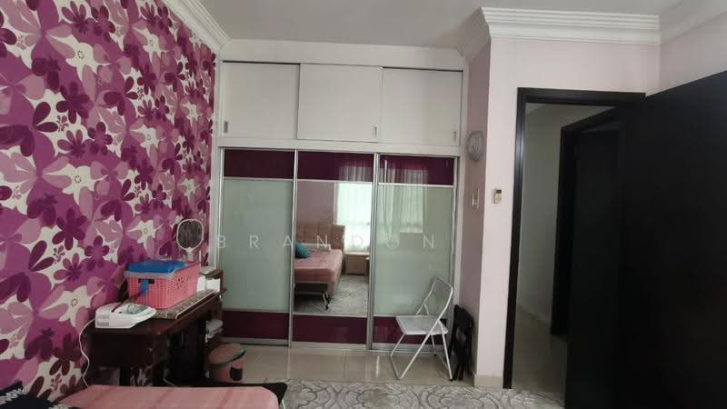Condominium for Sale at Riana Green East - Brandon . - Bedroom - PropertyGuru.com.my