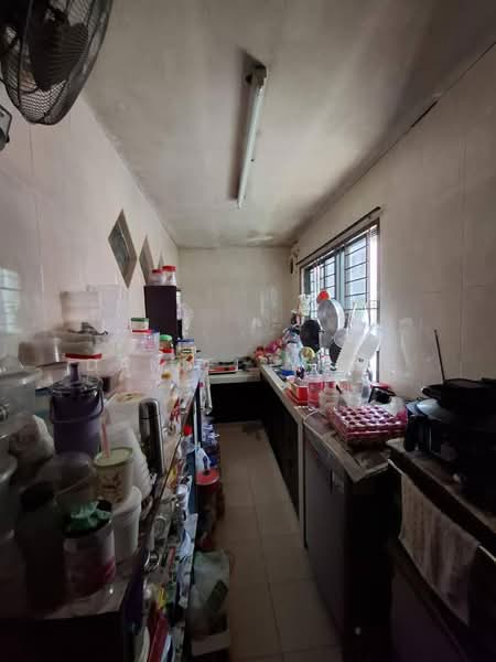 Rumah Teres 1 Tingkat untuk Dijual di Taman Ungku Tun Aminah (Skudai) - Daniel Yong - Kitchen - PropertyGuru.com.my