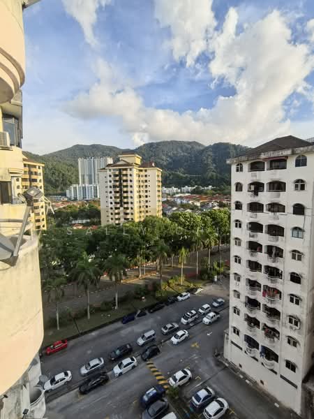 Pangsapuri untuk Dijual di Ferringhi Mutiara Apartment - Sally Chin - Balcony View - PropertyGuru.com.my