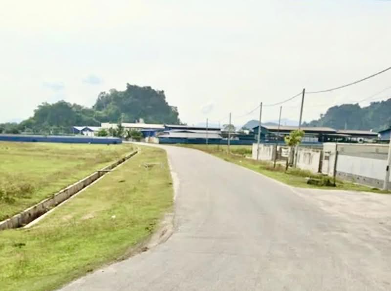 Tanah Perindustrian untuk Dijual di Simpang Pulai (Perak) - SK Kok - PropertyGuru.com.my