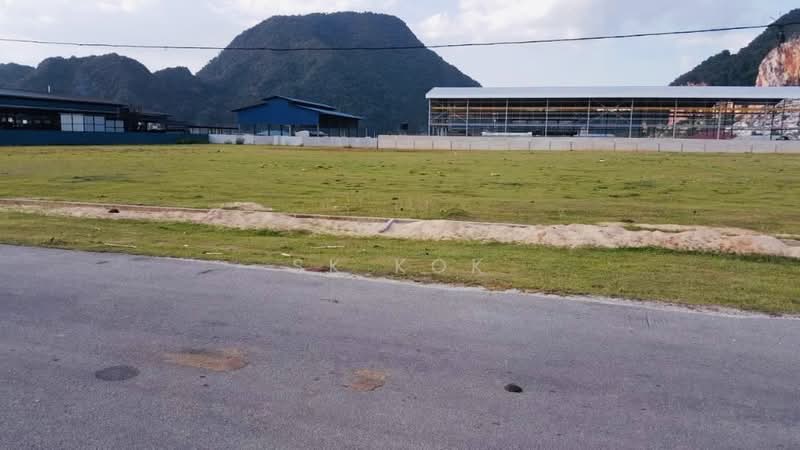 Tanah Perindustrian untuk Dijual di Simpang Pulai (Perak) - SK Kok - PropertyGuru.com.my