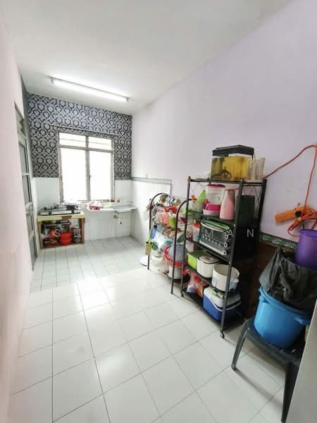 2-storey Terraced House for Sale in Bandar Kulai (Kulai) - Sufi Norman - Kitchen - PropertyGuru.com.my