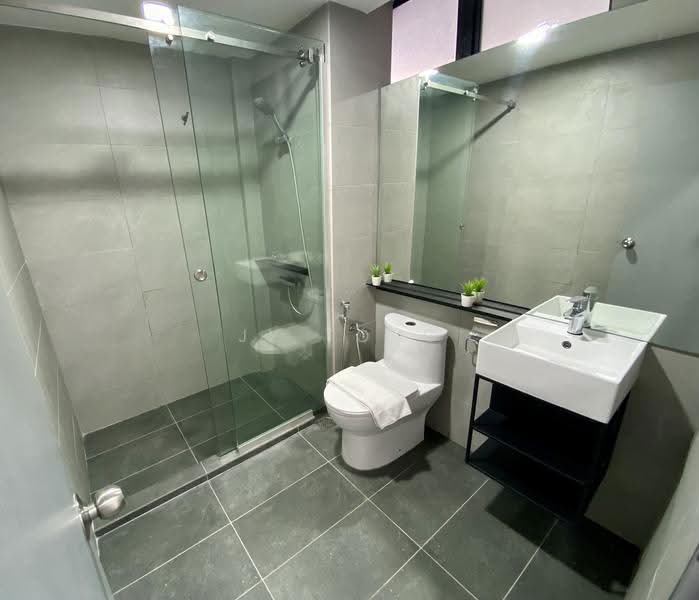 Pangsapuri untuk Dijual di Ramin Apartment - JY Tong - Bathroom - PropertyGuru.com.my