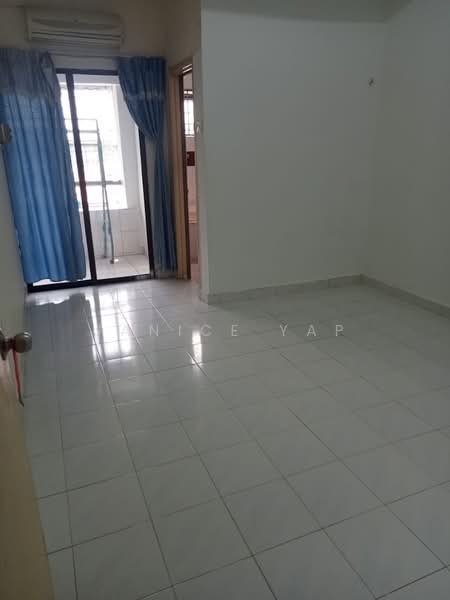 Apartment for Rent at Taman Lembah Maju 600 Apartment - Janice Yap - Balcony - PropertyGuru.com.my