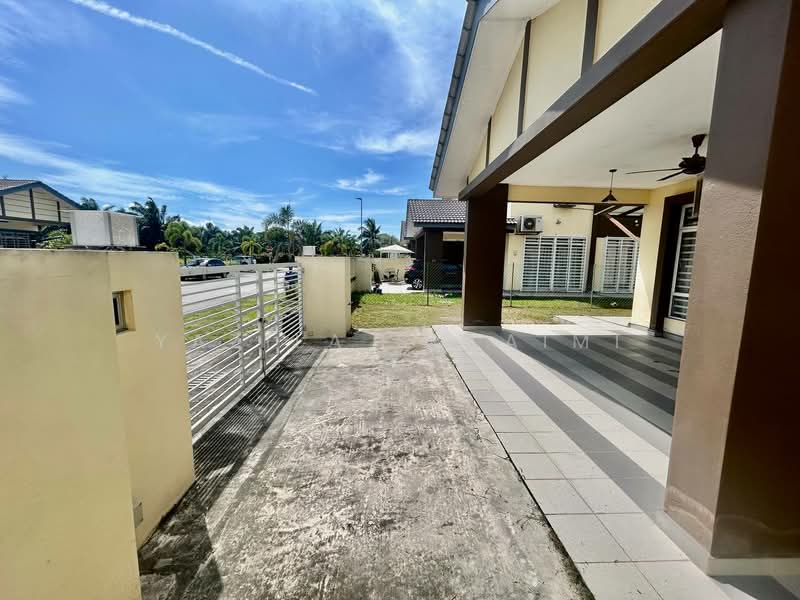 Rumah Berkembar untuk Dijual di Telok Panglima Garang (Selangor) - Yazila Sulaimi - Exterior - PropertyGuru.com.my