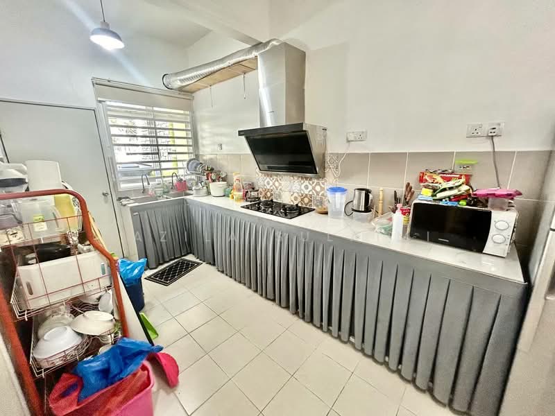 Rumah Berkembar untuk Dijual di Telok Panglima Garang (Selangor) - Yazila Sulaimi - Kitchen - PropertyGuru.com.my