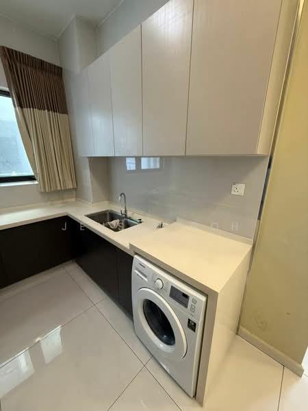 Kondominium untuk Disewa di Bay Point @ Country Garden Danga Bay - Jensen Goh - Kitchen - PropertyGuru.com.my