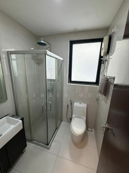 Kondominium untuk Disewa di Bay Point @ Country Garden Danga Bay - Jensen Goh - Bathroom - PropertyGuru.com.my