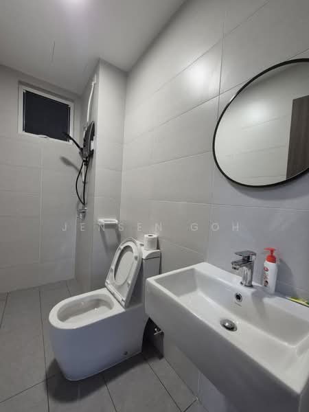 Service Residence for Rent at TRELLIS RESIDENCES - Jensen Goh - Bathroom - PropertyGuru.com.my