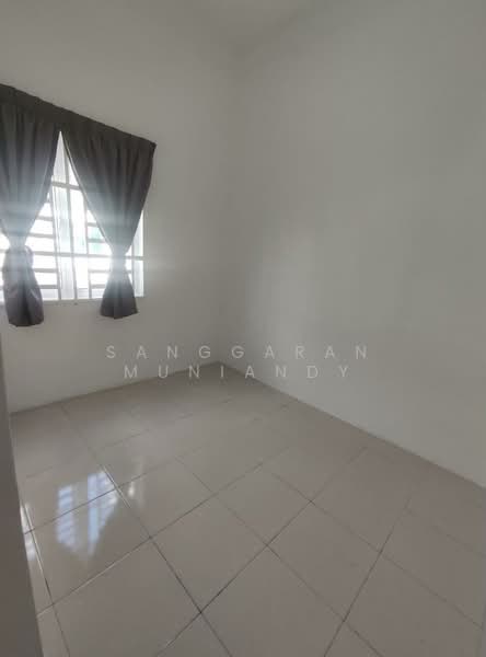 1-storey Terraced House for Rent in Lunas (Kedah) - Sanggaran Muniandy - Bedroom - PropertyGuru.com.my
