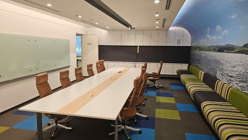 Pejabat untuk Disewa di KL City Centre (Kuala Lumpur) - Lyn . - Modern Highly Equipped BoardRoom - PropertyGuru.com.my